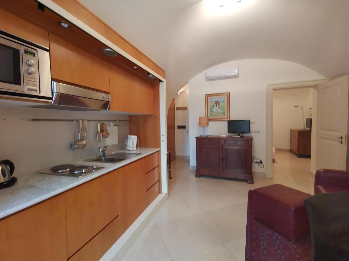 Scesa San Michele Apartment Bari Exterior photo